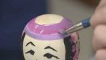 宮城・白石市の小学生　伝統工芸こけしの絵付け体験　絵付けしたこけしは「第68回全日本こけしコンクール」会場で展示|TBS NEWS DIG