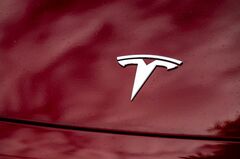 テスラ車は「ロボタクシー」にあらず－Ｘ投稿拡散巡り米当局が警告| TBS CROSS DIG with Bloomberg