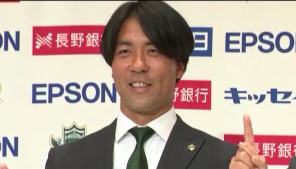 「5年ぶりのJ2昇格」至上命題背負って練習スタート【サッカーJ3】松本山雅…雨の中でサポーター120人が熱視線、エース菊井悠介選手「ホーム無敗を目指す」　|　SBC NEWS | 長野のニュース | SBC信越放送
