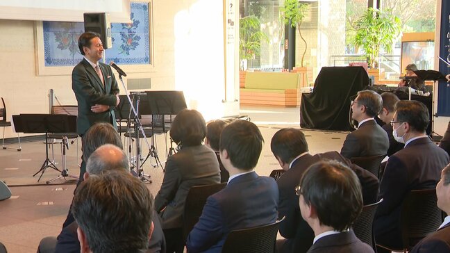 「頑張った自分をほめて来年も頑張りましょう」県庁で仕事納め式　９日間の年末年始休暇に　佐賀県|TBS NEWS DIG