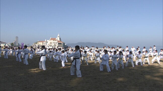 「寒かった　足の感覚がなくなるくらい」福岡市早良区の海岸で寒稽古|TBS NEWS DIG