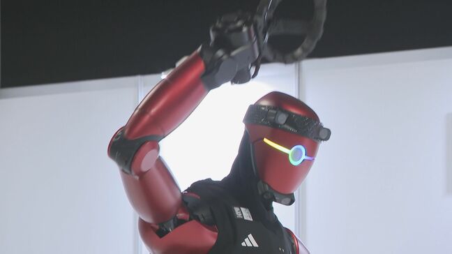スリーポイントシュートで会場沸かせるロボットも！最新技術のロボット展示会 ｢日本全体でヒューマノイドを盛り上げたい｣ 愛知・常滑市|TBS NEWS DIG