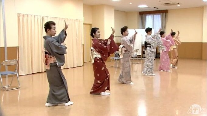 青森県内初開催「日本舞踏キャラバン」に向け―　踊り手たちが『長唄』の稽古に励む　|　青森のニュース│ATV NEWS│青森テレビ