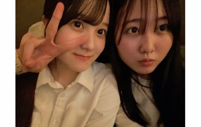 本田望結さん（２０）　妹・紗来さん（１７）と「密着ピースサイン」　ＳＮＳで２ショット公開|TBS NEWS DIG