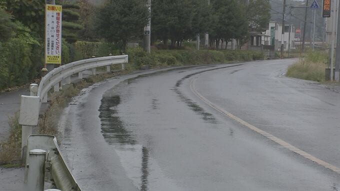 自転車に乗る男子高校生（18）に追突しそのまま逃走か　出頭してきた塗装業の男（46）をひき逃げなどの疑いで逮捕　男子高校生は意識不明のまま　|TBS NEWS DIG