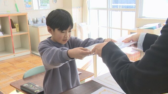 さあ、冬休み　全校児童13人の小学校で2学期の終業式　|TBS NEWS DIG