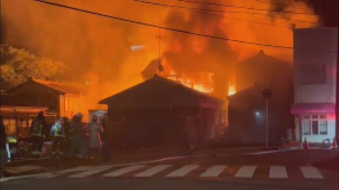 【続報】住宅密集地の火災で６棟全焼…性別不明の1人の遺体発見　火元の家に住む高齢女性の安否不明　|　BSSニュース | BSS山陰放送