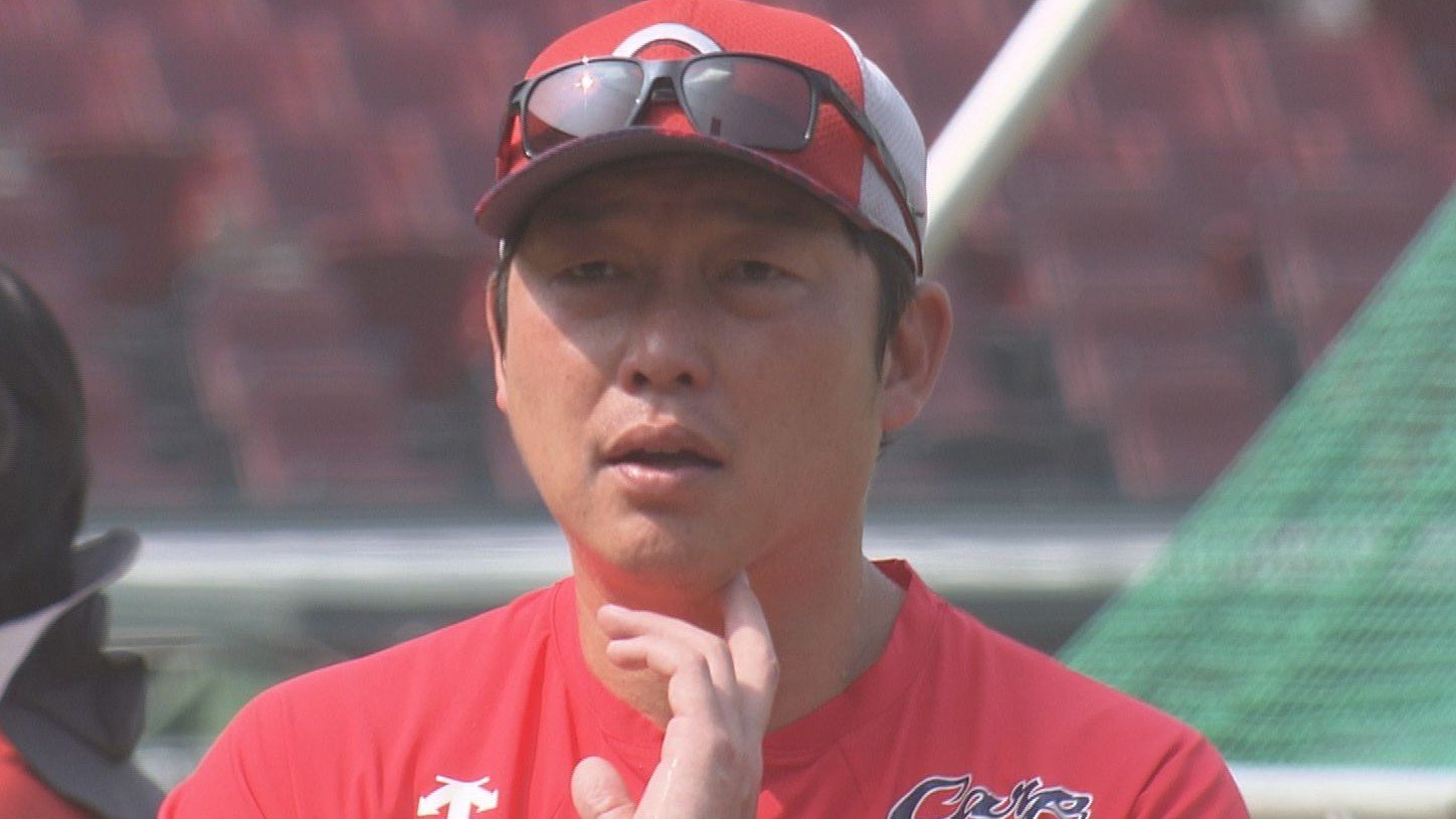 来季続投のカープ新井貴浩監督。カープ史上10人目の4年目へ