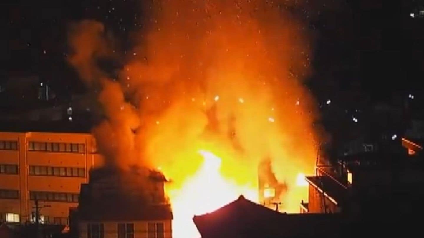 img_60b222a04ecff485dfa58dbe1f