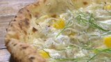 世界一の職人が考案!愛媛県産のシラスとイヨカンを使ったピザ 3月末までの限定で提供 | 愛媛のニュース - Nスタえひめ|あいテレビは6チャンネル