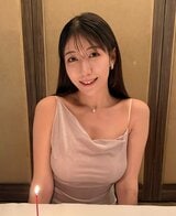 【 穂川果音 】　誕生日の思い出ショット公開　「3週間くらい経つけど、まだギリ載せて良いよね？笑」「ちょこちょこ載せていきます」　淡いピンクのキャミソールドレスで笑顔|TBS NEWS DIG