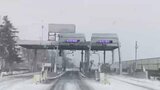 『報道記者の眼』50m位先までしか見通せない高速道路に入る ~最強寒波 大雪の取材へ向かう~ | 新潟のニュース・天気|BSN NEWS|BSN新潟放送