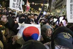 韓国労組、大統領辞任求めスト警告－国会前の抗議集会を毎日実施へ| TBS CROSS DIG with Bloomberg