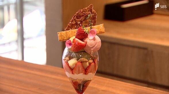 「食べ歩きの街」熱海でゆっくりとスイーツを...大人向け高級パフェが人気 店のコンセプトは「静かな贅沢」【しずおか産】 | 静岡のニュース | SBSNEWS | 静岡放送