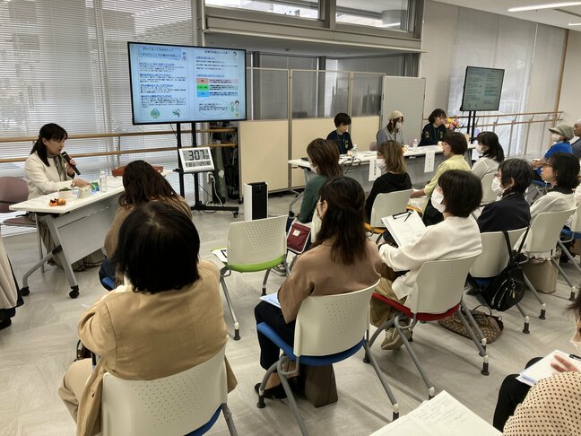 「がんの痛み、我慢しなくていい」10代後半でがん闘病の女性が語る…医療用麻薬と治療、向き合い方を考える “公開トークセッション” 富山で開催 |TBS NEWS DIG