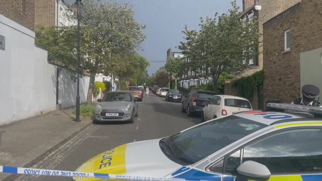 英首相宅への放火の疑いで21歳の男を逮捕 周辺の連続不審火にも関与か|TBS NEWS DIG