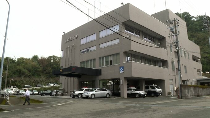 トンネル内で軽乗用車同士が事故か　全身骨折とみられる人も　|　高知のニュース・天気｜KUTV NEWS | KUTVテレビ高知