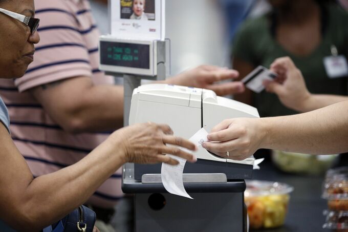 「トランプ関税」の名目で料金上乗せ、米企業で価格転嫁の動き