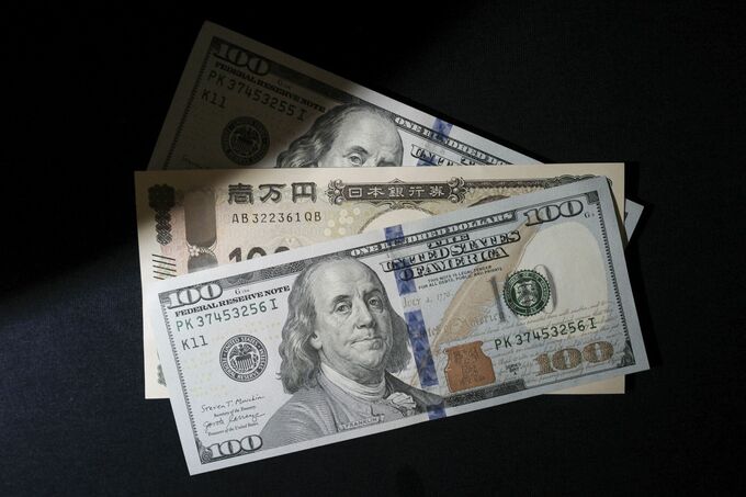 円は一時146円台前半と１カ月ぶり安値、米英貿易協定合意でドル高