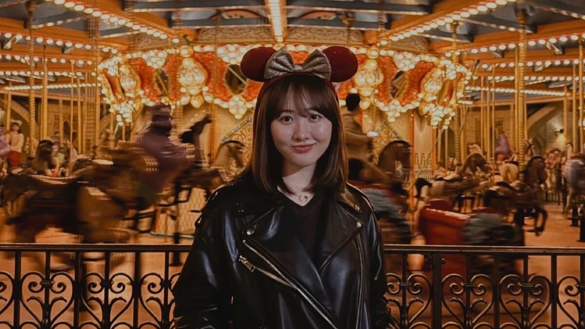 本田望結 】 クリスマスシーズンの東京ディズニーシーを満喫 ミニー