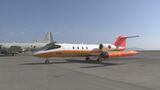 海自訓練支援機U36Aが37年の歴史に幕…感謝の気持ち込め機体に花束を|TBS NEWS DIG