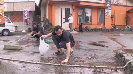 店の前まで水が…｢怖かった｣ 台風6号の影響で冠水した道路も 三重県を