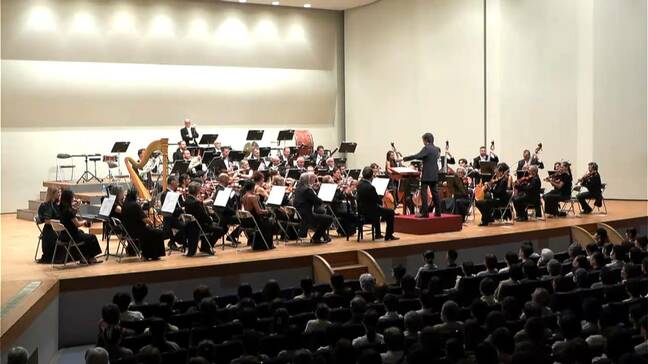 奄美大島初の海外プロオーケストラ公演「遠いところまで来てくれて、うれしい」1300人超が拍手・声援　鹿児島|TBS NEWS DIG