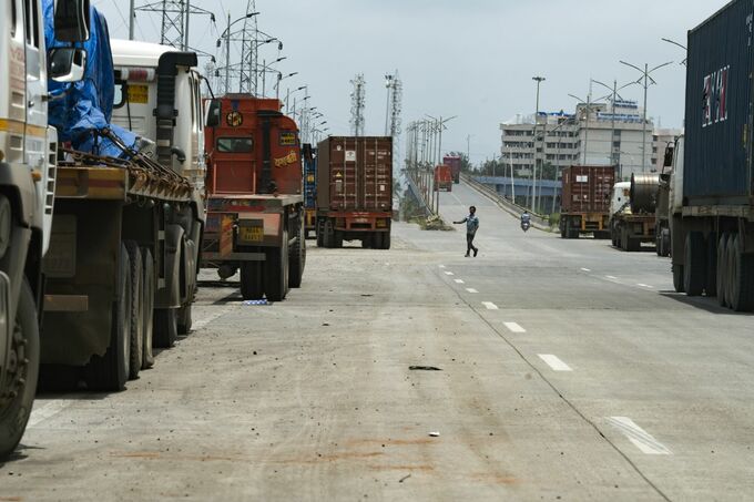 トランプ政権、インド輸入品への50％関税賦課巡る通知案を公表