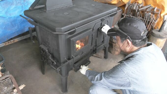 全て手作りの薪ストーブの製作が進む　注文に合わせて設計するため完成まで約1か月　|　名古屋・愛知・岐阜・三重のニュース【CBC news】 | CBC web