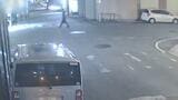 防犯カメラに映った駆け足で近づく男の姿　バイクを使ったひったくり那覇市で相次ぐ　警察は同一犯の可能性も視野に捜査|TBS NEWS DIG