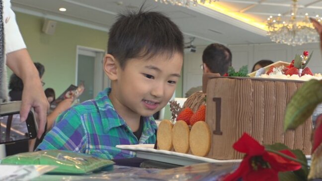 「いくらでも食べられる」一足早いクリスマス気分 ベリーやミルクチョコ 新作ケーキの試食会 山梨・ハイランドリゾートホテル&スパ|TBS NEWS DIG