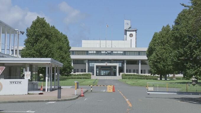 大学4年生の女性（21）が住む横浜市のアパートに侵入か 防衛大学校職員の男（27）を逮捕 「衝動的に入りたいという気持ちに」容疑認める|TBS NEWS DIG