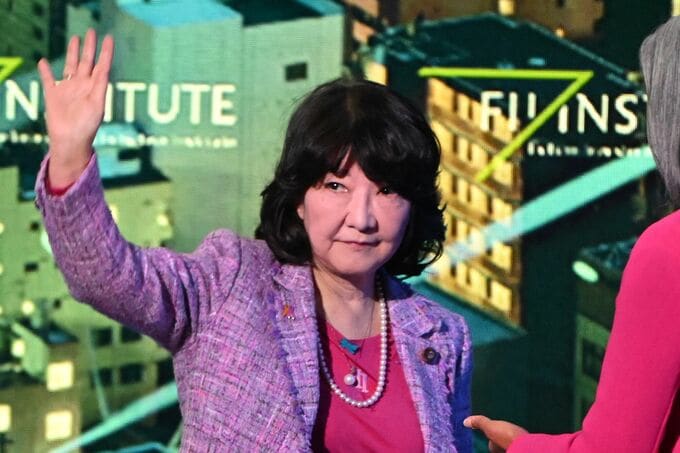 日銀に密接連携を期待、政府と景気認識に「齟齬なし」－片山財務相