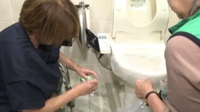 「もしもの時、本当に大変…」防災士約70人が学ぶ断水時のトイレ対策　愛媛|TBS NEWS DIG