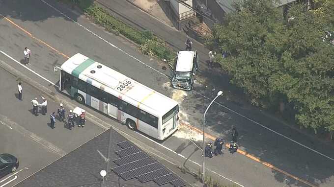 路線バスと正面衝突し7歳と5歳の娘2人が死亡　「被告人が多大な打撃を受けていることは量刑上考慮される」33歳母親に禁錮3年執行猶予5年の判決　福岡地裁|TBS NEWS DIG