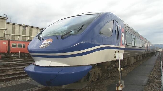鳥取と京阪神を結ぶ特急列車「スーパーはくと」に「名探偵コナン号」が登場！「洗面台」「カーテン」「枕カバー」「扉」に、コナンのデザイン　|　BSSニュース | BSS山陰放送