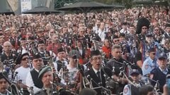 豪メルボルンで総勢374人がバグパイプ演奏　AC/DCの代表曲で世界記録更新を目指す| TBS CROSS DIG with Bloomberg