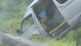 運転手「ブレーキが利かなかった」 フェンス衝突で障害者施設の10人重軽傷 熊本・苓北町|TBS NEWS DIG