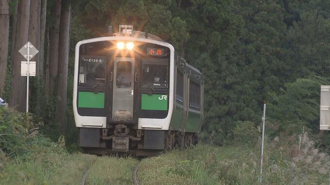 駅構内にクマ出没！列車運転手の警笛で逃走　福島・会津美里町|TBS NEWS DIG