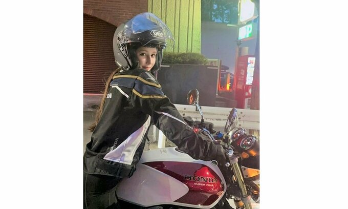 【ダレノガレ明美】 「HONDA CB1300」「パワーが凄くてすぐスピードが」「気をつけて乗りまーす」 SNSに想い 「女性が乗ったらダメなバイクなんかないよ」 |TBS NEWS DIG