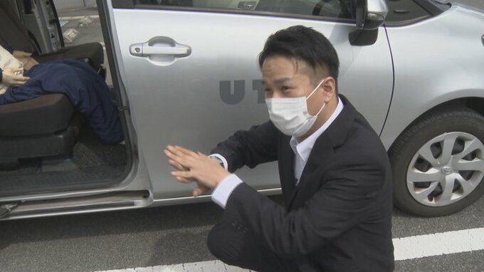 駐車場で心肺停止状態　AEDでも回復せず　”とっさの判断”「心臓に両手で圧迫を」女性を救助　　|　山梨のニュース | ＵＴＹテレビ山梨