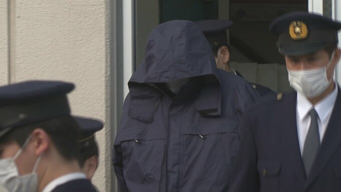 検察側「飲食店3軒はしご」と指摘　酒飲んだあとに車運転し男性をはねたまま逃走…　被告の男は「間違いありません」と起訴内容認める　|TBS NEWS DIG