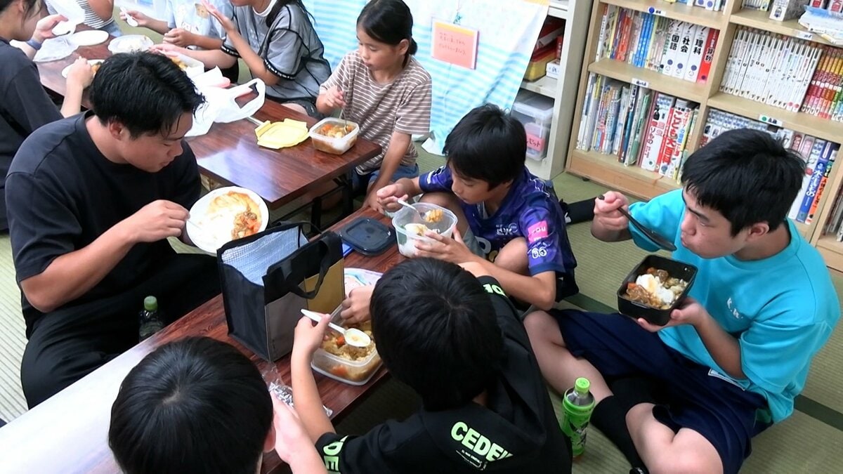 干拓地で飼育された牛の肉を使って地元の小学生がカレーづくり　4年後の閉校を前に思い出になる夏の一日を【岡山】