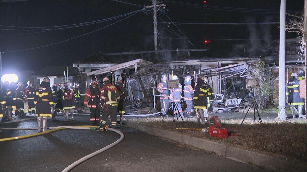 市営住宅で火事　住人の夫婦か焼け跡から２人の遺体見つかる　愛知・津島市