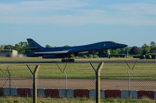 米国防総省、英空軍基地から爆撃機を撤収－基地狙ったテロ未遂の疑い| TBS CROSS DIG with Bloomberg