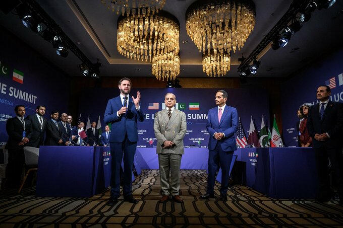米国とイラン、スイスで和平協議開始－トランプ氏は再攻撃を警告