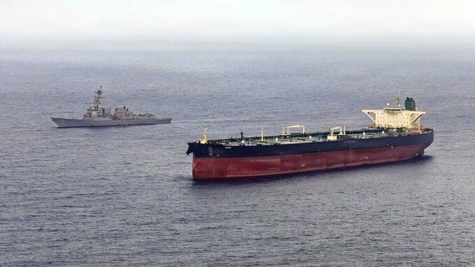 米国、ホルムズ海峡の封鎖を解除－イランとの60日間の交渉開始