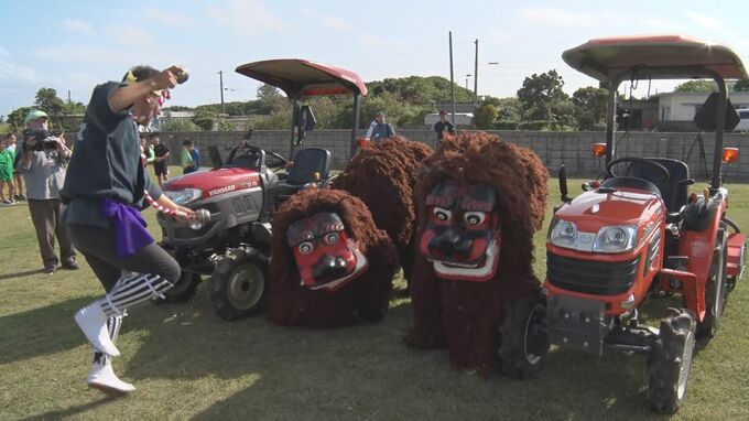 新車のトラクターを厄払い　宮古島で111年続く伝統の「旧二十日正月祭」で農業の安全を祈願|TBS NEWS DIG