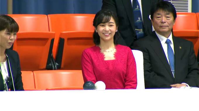 かごしま大会開幕　秋篠宮ご夫妻も　佳子さまレースのワンピースで競技をご観覧　全国から３６００人が参加　|TBS NEWS DIG