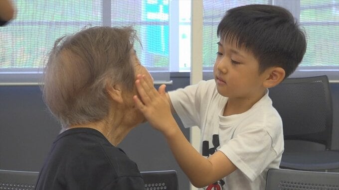 敬老の日におじいちゃんおばあちゃんと家族でスキンケアを学ぶ　山梨・南アルプス市　|　山梨のニュース | ＵＴＹテレビ山梨